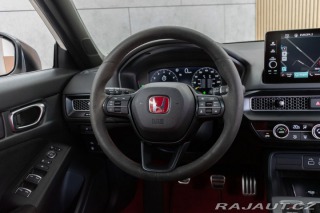 Honda Civic TYPE R 2.0 TURBO 242kW *Č 2024