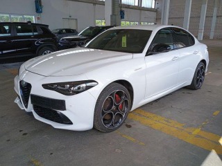 Alfa Romeo Giulia 2,0T 16V 206kW AT8-Q4 VEL 2025