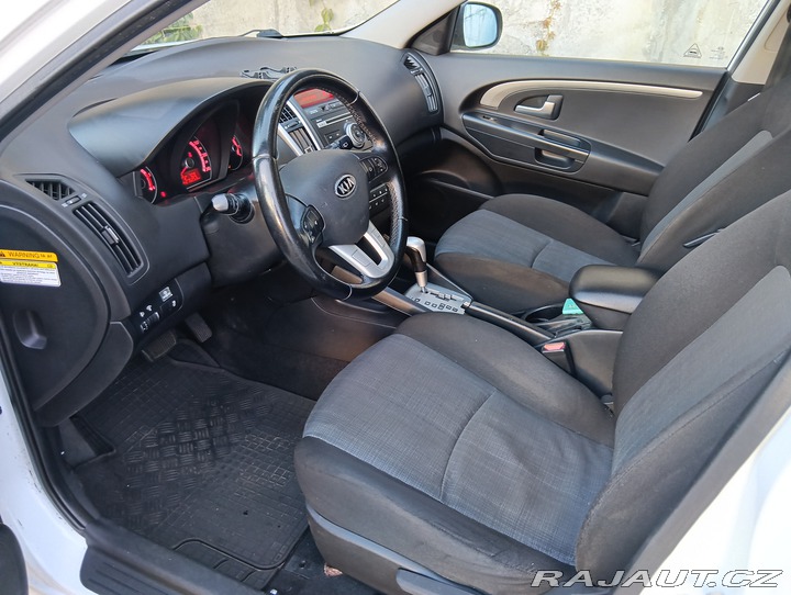 Kia Ceed 1.6 D/85kW, automat, 2010