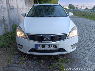 Kia Ceed 1.6 D/85kW, automat, 2010