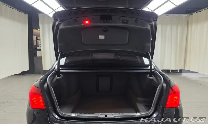 BMW 7 750iL 2010