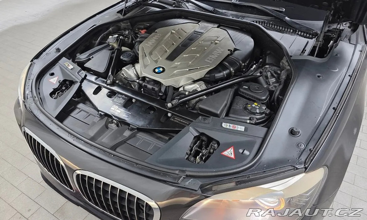 BMW 7 750iL 2010