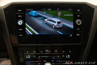 Volkswagen Passat 1,5 TSI 110 kW DSG Busine 2022