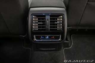 Volkswagen Passat 1,5 TSI 110 kW DSG Busine 2022