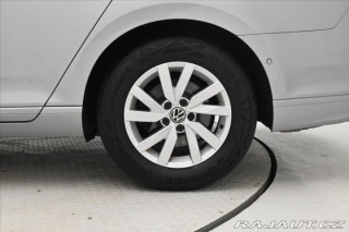 Volkswagen Passat 1,5 TSI 110 kW DSG Busine 2022