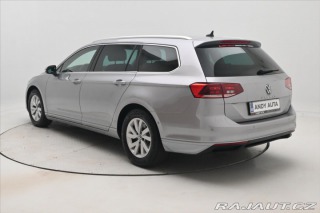 Volkswagen Passat 1,5 TSI 110 kW DSG Busine 2022