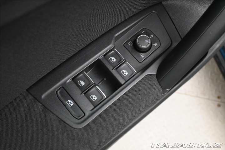 Volkswagen Tiguan 2,0 TDI 110 kW LIFE Záruk 2022