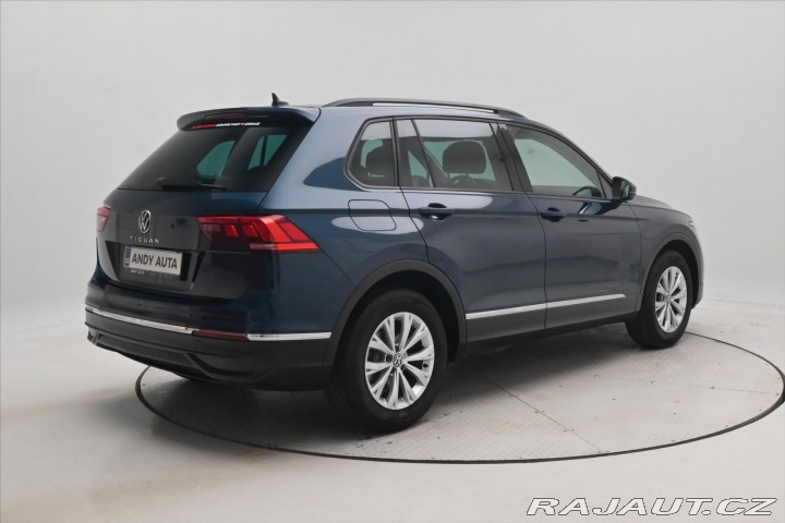 Volkswagen Tiguan 2,0 TDI 110 kW LIFE Záruk 2022