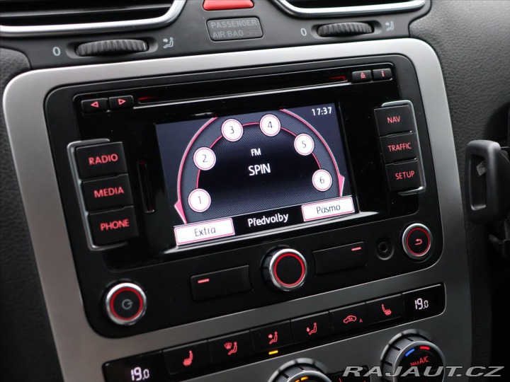 Volkswagen Scirocco 2,0 TDI 103kW Xenon Panor 2012