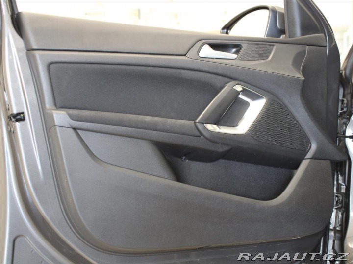 Peugeot 308 1,2 PT 81kW 1.maj.ČR 59tk 2021
