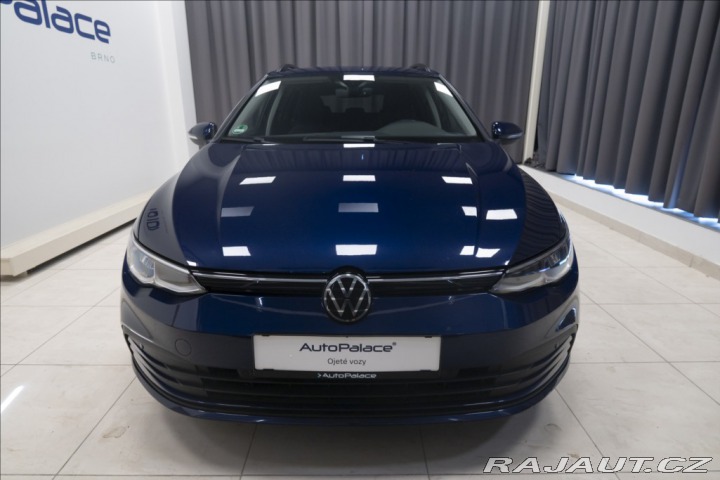 Volkswagen Golf 1,5 eTSI DSG KAMERA VÝHŘE 2023