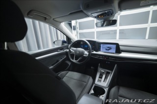 Volkswagen Golf 1,5 eTSI DSG KAMERA VÝHŘE 2023
