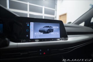 Volkswagen Golf 1,5 eTSI DSG KAMERA VÝHŘE 2023