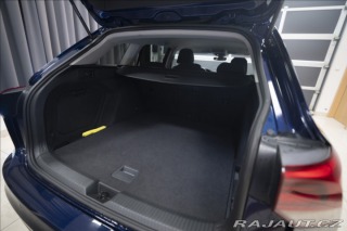 Volkswagen Golf 1,5 eTSI DSG KAMERA VÝHŘE 2023