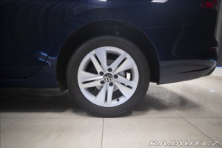 Volkswagen Golf 1,5 eTSI DSG KAMERA VÝHŘE 2023