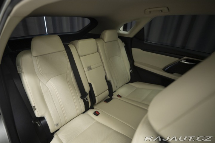 Lexus RX 3,5 AWD HYBRID 1. MAJITEL 2022