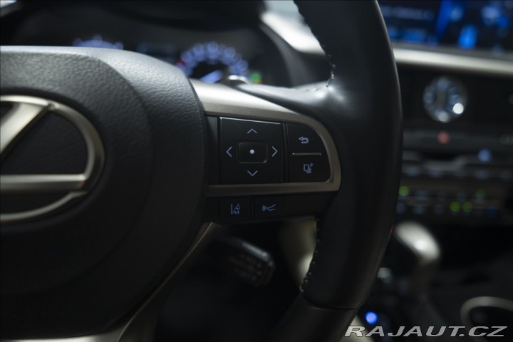 Lexus Ostatní modely RX 450h 3,5 AWD HYBRID 1. MAJITEL 2022