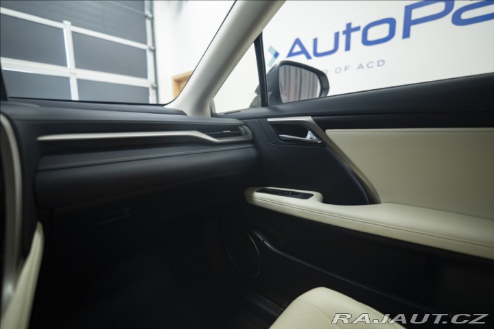 Lexus Ostatní modely RX 450h 3,5 AWD HYBRID 1. MAJITEL 2022