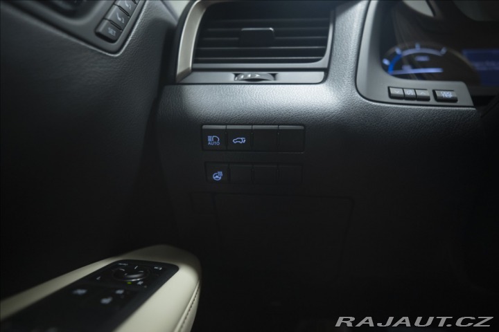 Lexus Ostatní modely RX 450h 3,5 AWD HYBRID 1. MAJITEL 2022