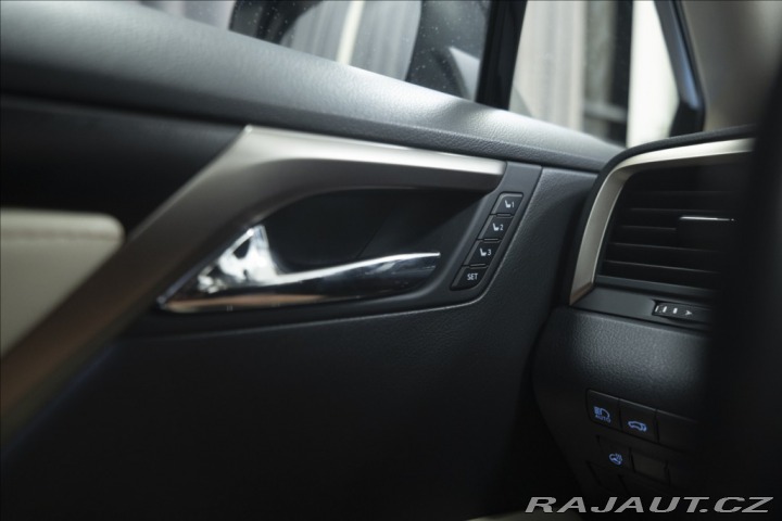 Lexus Ostatní modely RX 450h 3,5 AWD HYBRID 1. MAJITEL 2022