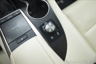 Lexus RX 3,5 AWD HYBRID 1. MAJITEL 2022