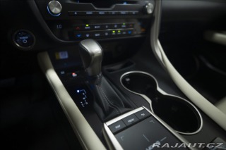Lexus RX 3,5 AWD HYBRID 1. MAJITEL 2022
