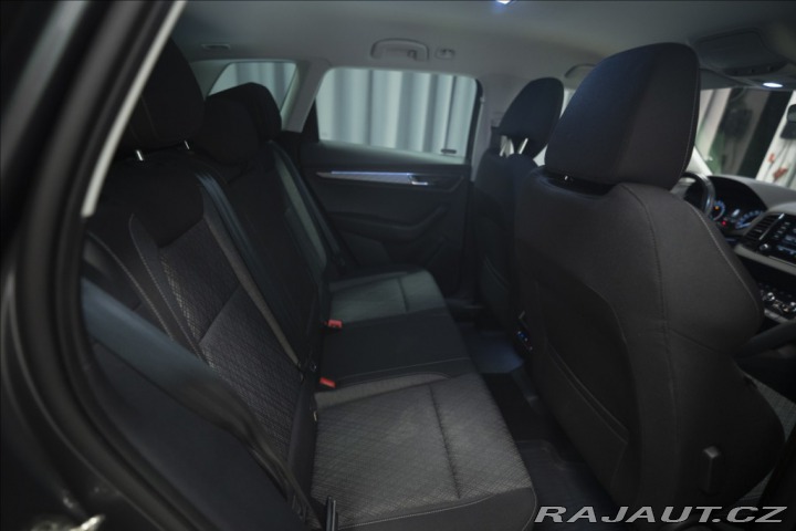 Škoda Karoq 2,0 TDI DSG KEYLESS VÝHŘE 2022