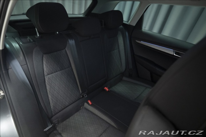 Škoda Karoq 2,0 TDI DSG KEYLESS VÝHŘE 2022