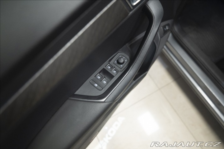 Škoda Karoq 2,0 TDI DSG KEYLESS VÝHŘE 2022