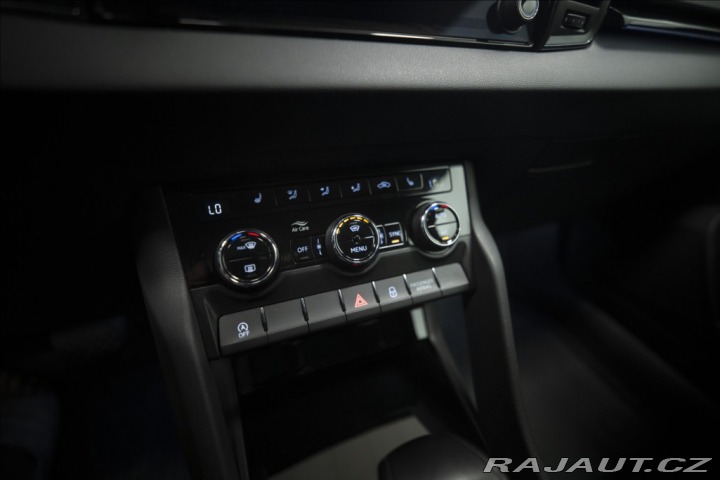 Škoda Karoq 2,0 TDI DSG KEYLESS VÝHŘE 2022