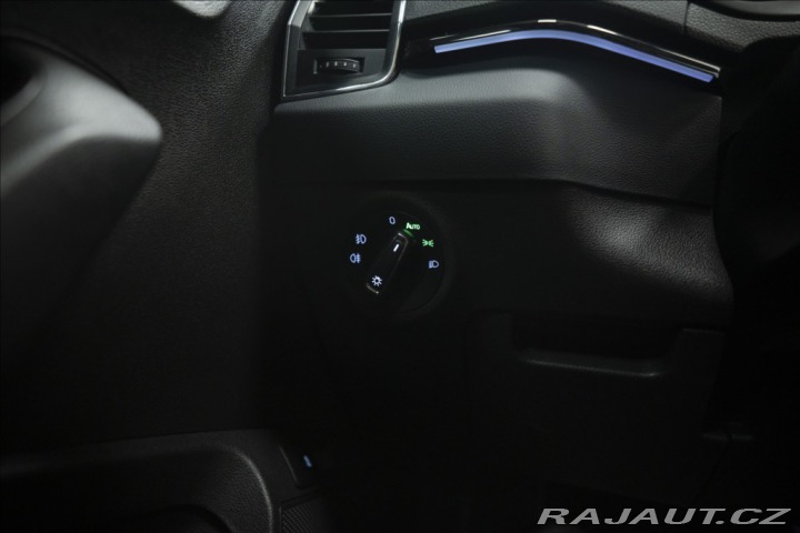 Škoda Karoq 2,0 TDI DSG KEYLESS VÝHŘE 2022
