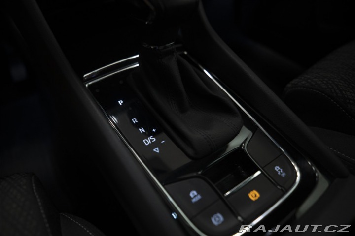Škoda Karoq 2,0 TDI DSG KEYLESS VÝHŘE 2022