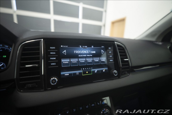 Škoda Karoq 2,0 TDI DSG KEYLESS VÝHŘE 2022