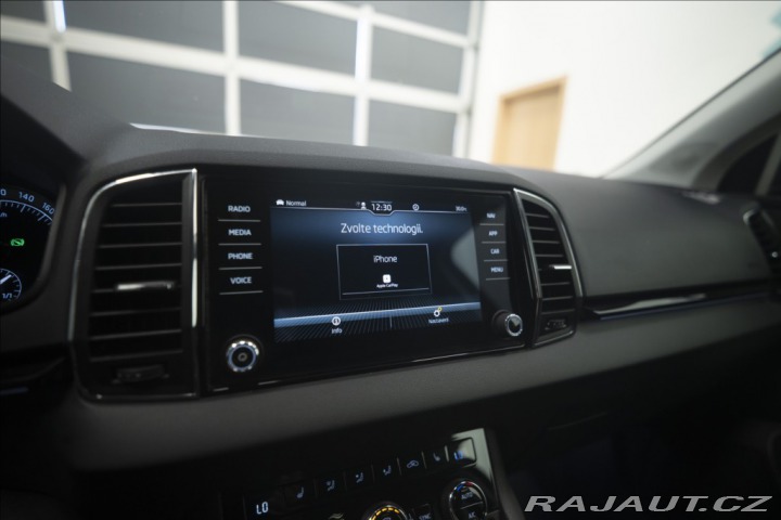 Škoda Karoq 2,0 TDI DSG KEYLESS VÝHŘE 2022