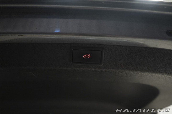Škoda Karoq 2,0 TDI DSG KEYLESS VÝHŘE 2022