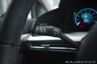 Volkswagen Golf 1,5 TSI KEYLESS KAMERA VÝ 2023