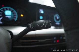 Volkswagen Golf 1,5 TSI KEYLESS KAMERA VÝ 2023