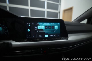 Volkswagen Golf 1,5 TSI KEYLESS KAMERA VÝ 2023