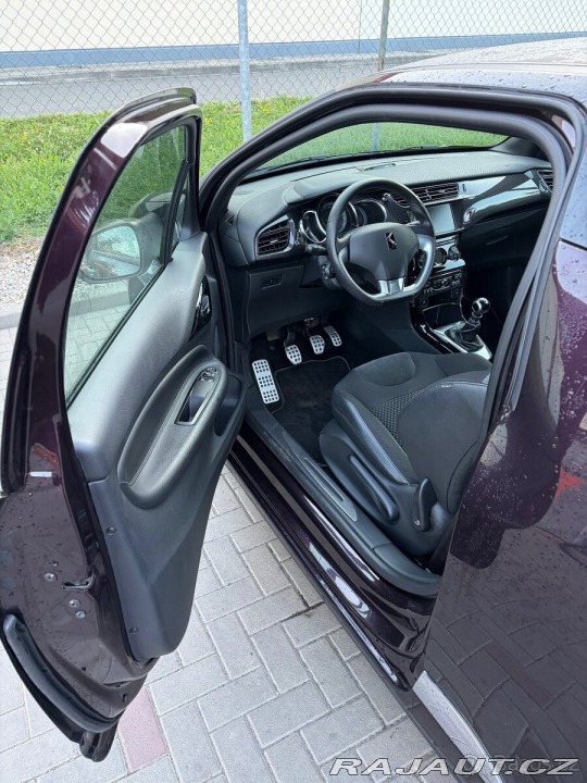Citroën DS3 1,6 THP Sport Chic 1800