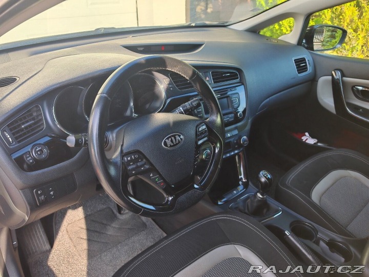 Kia Ceed 1,6 CRDI 2012