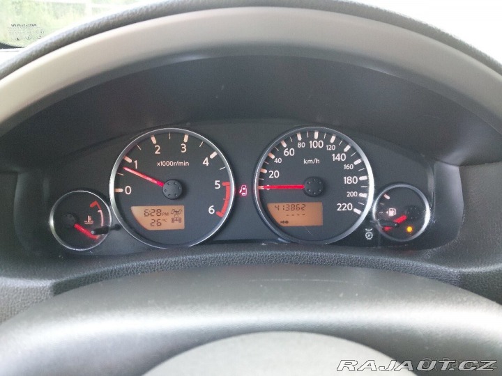 Nissan Pathfinder 2,5 4x4 2006