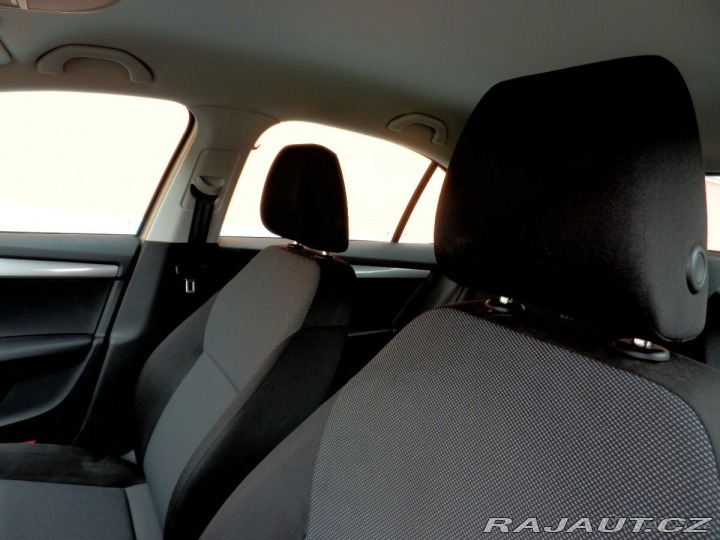 Škoda Octavia 1,2 III TSi TOP STAV KL 1800