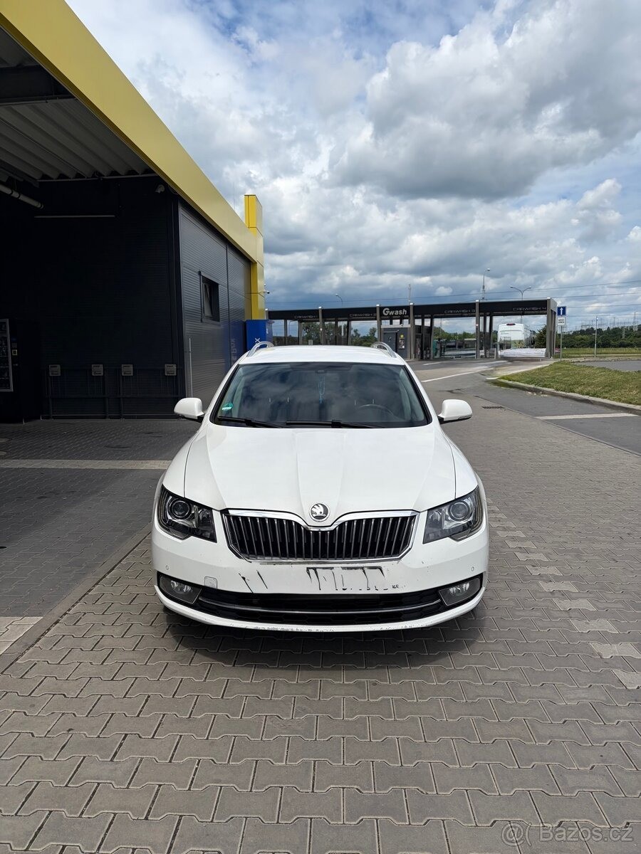 Škoda Superb 2,0 TDI 103 kW, 2014