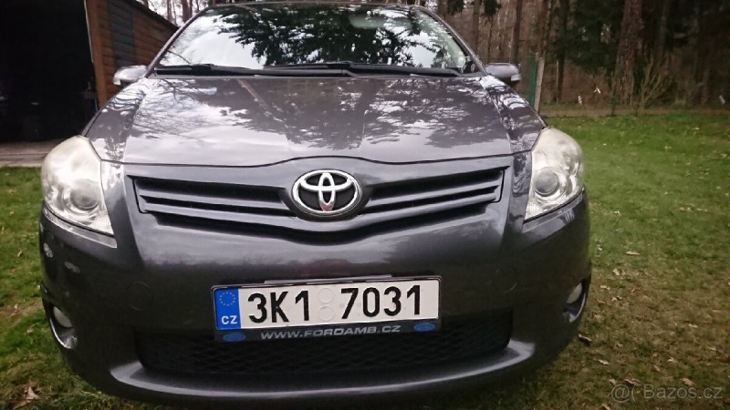 Toyota Auris 1,6 Valvematic, rok 201