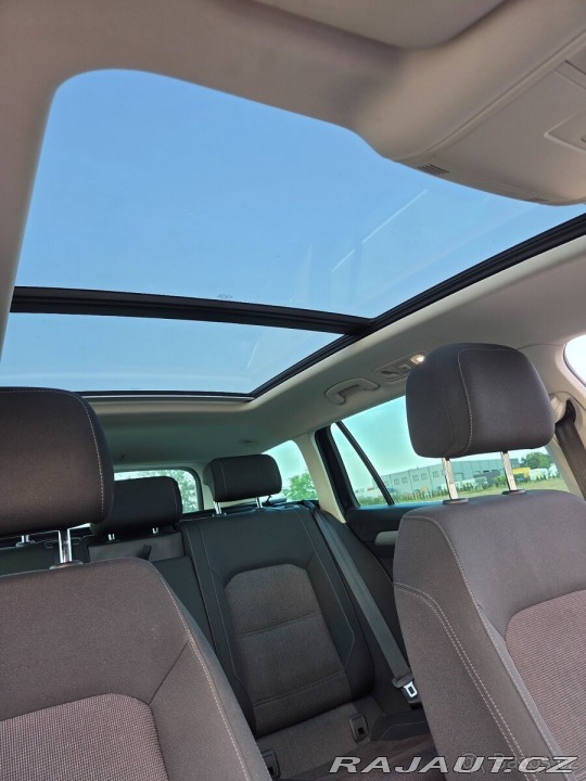 Volkswagen Passat 2,0 TDi, DSG, panorama, 1800