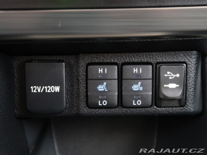 Toyota Auris 1.6,97KW,Valvematic,CZ,1M 2013