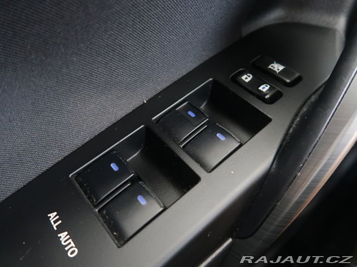 Toyota Auris 1.6,97KW,Valvematic,CZ,1M 2013