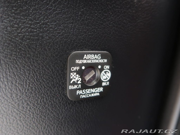 Toyota Auris 1.6,97KW,Valvematic,CZ,1M 2013
