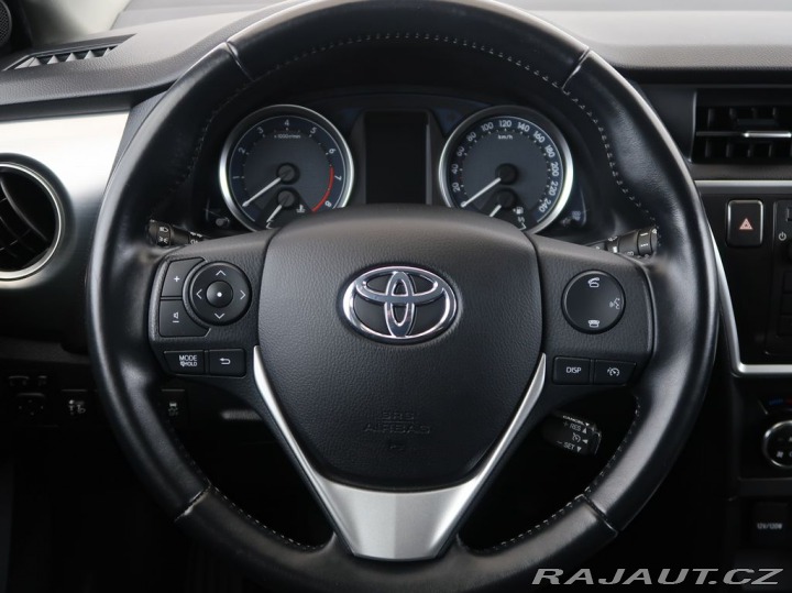 Toyota Auris 1.6,97kW,CZ,1Maj,Comfort, 2013
