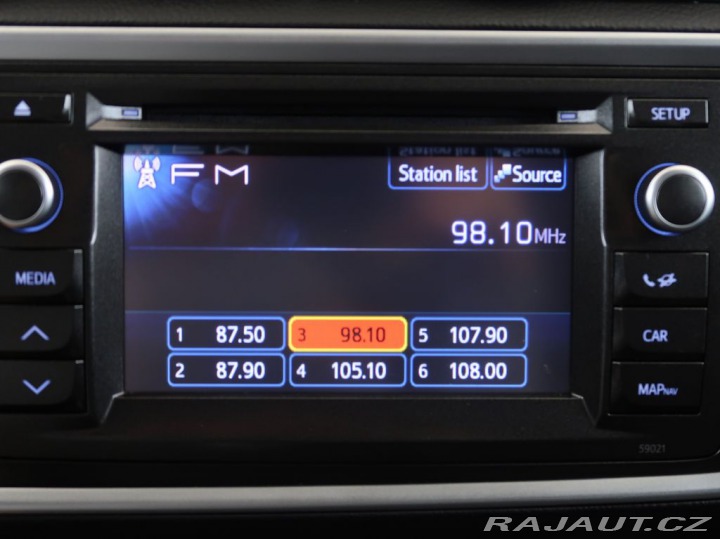 Toyota Auris 1.6,97kW,CZ,1Maj,Comfort, 2013